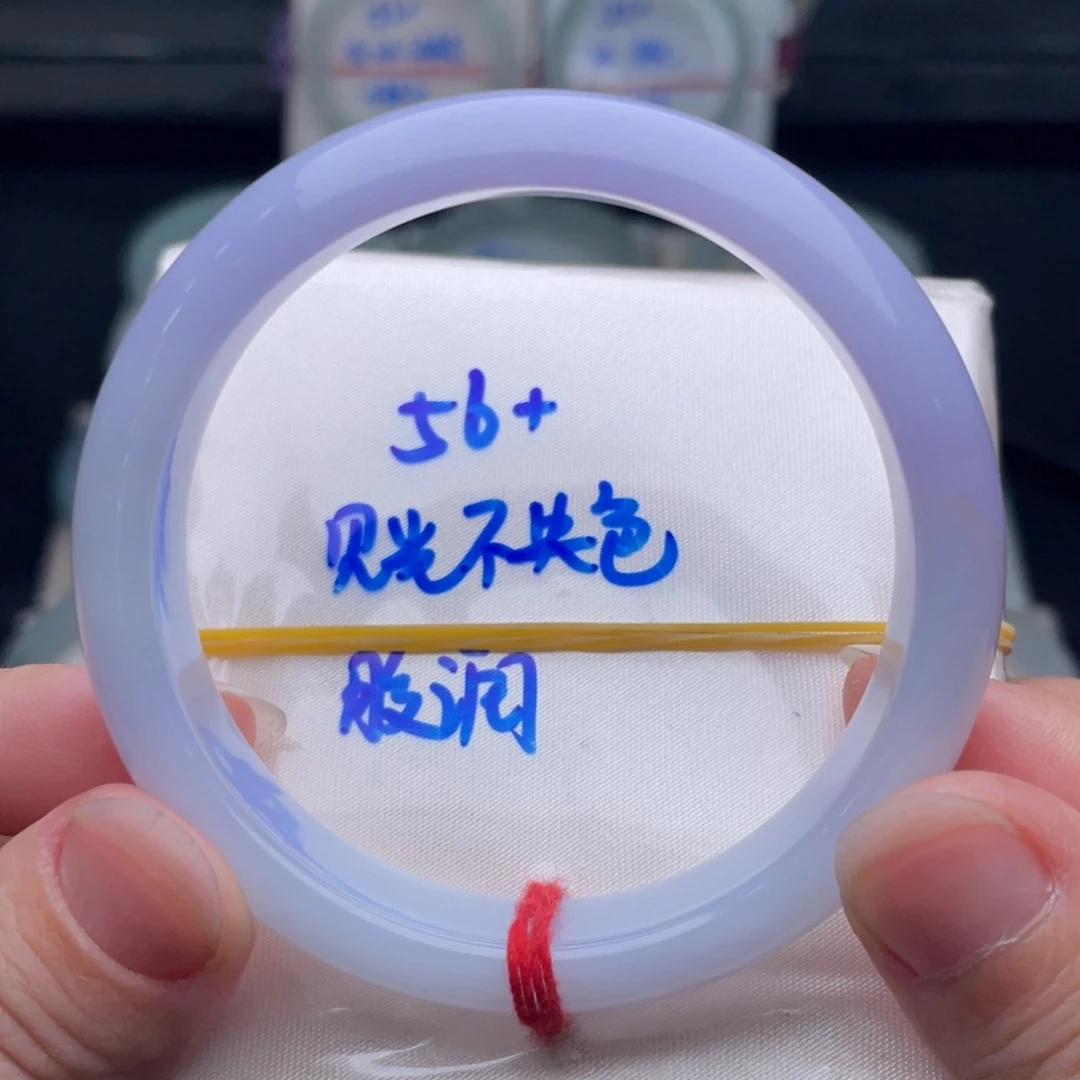 翡翠未镶嵌手镯翡翠手镯2