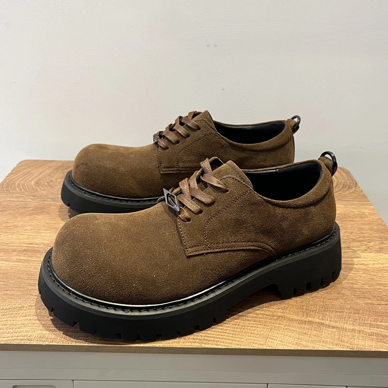 2025新款咖啡色牛反绒通勤休闲皮鞋复古英伦风厚底大头马丁德比鞋