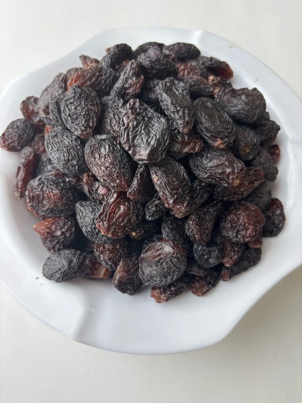 大颗粒新郁葡萄干，颗粒饱满，软糯香甜