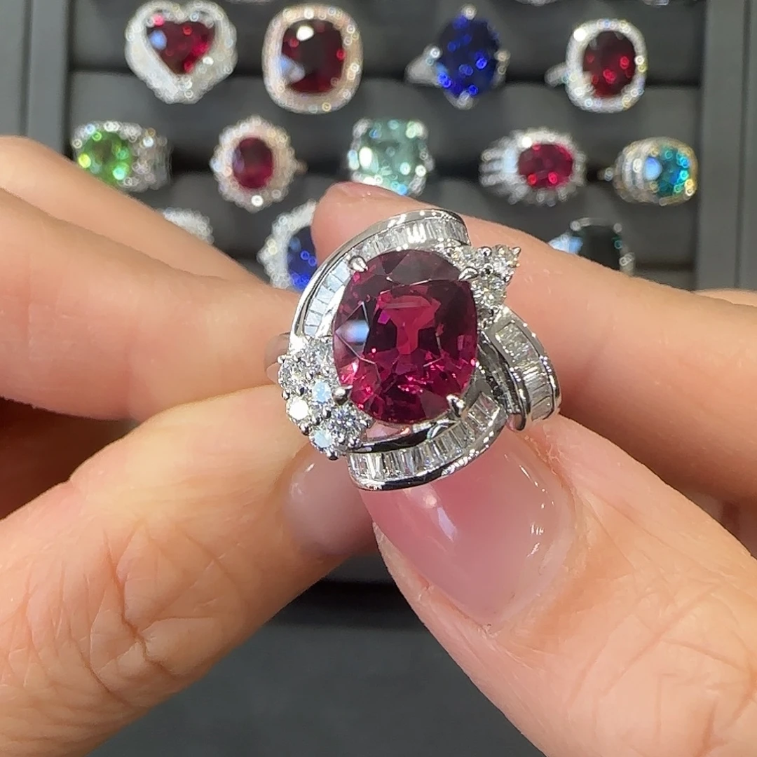 戒指18K金镶嵌碧玺3.92ct