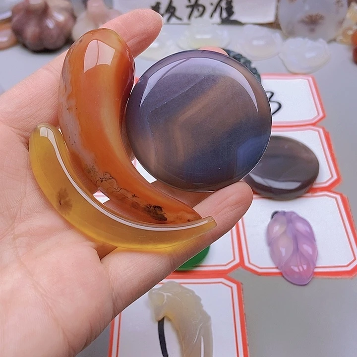 【闪购商品】未镶嵌玛瑙/玉髓珠宝半成品心*