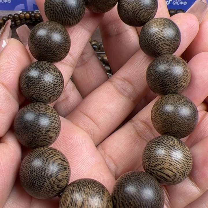 用***0沉香手串越南芽庄白棋星空瘤疤