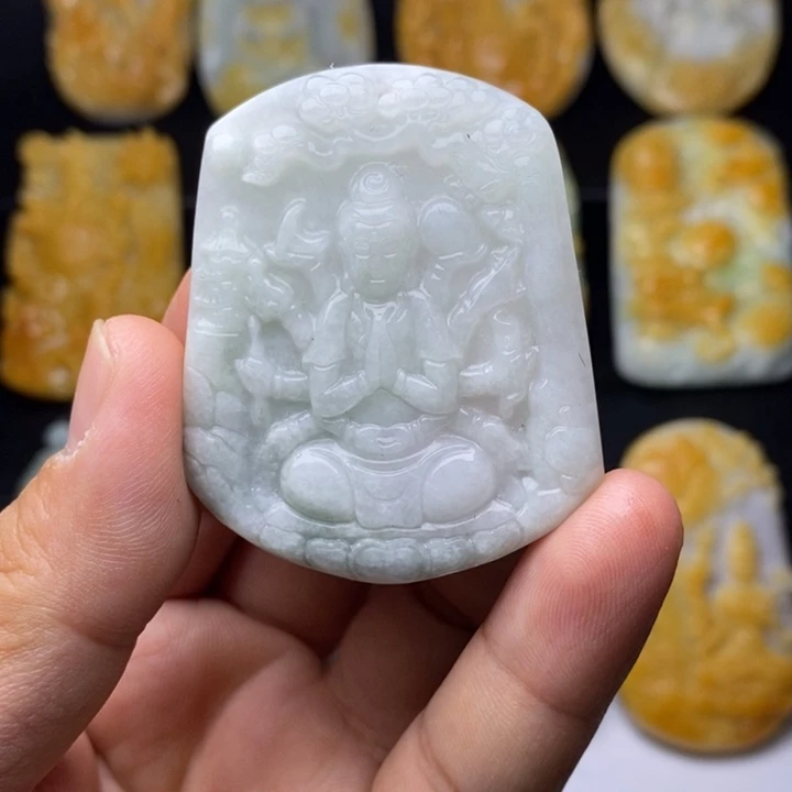 翡翠未镶嵌颈饰翡翠