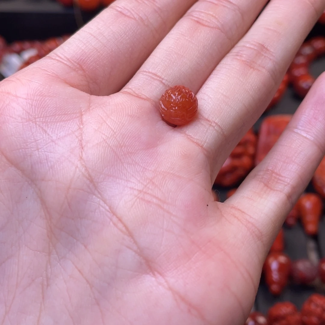 南红玛瑙其他未镶嵌追*y9mm瓦西柿子红龙珠