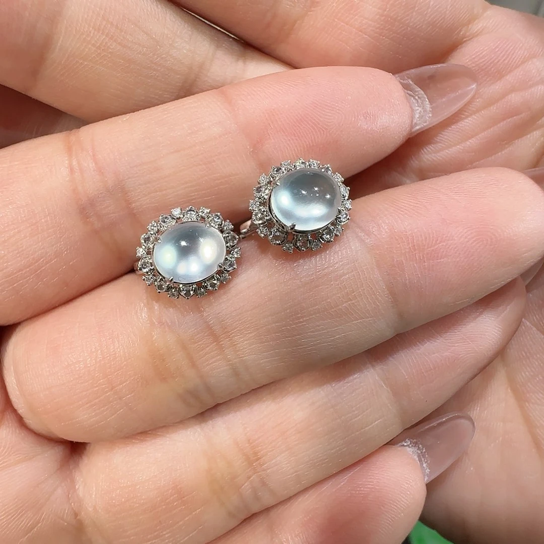 【闪购商品】18K金镶嵌翡翠耳饰