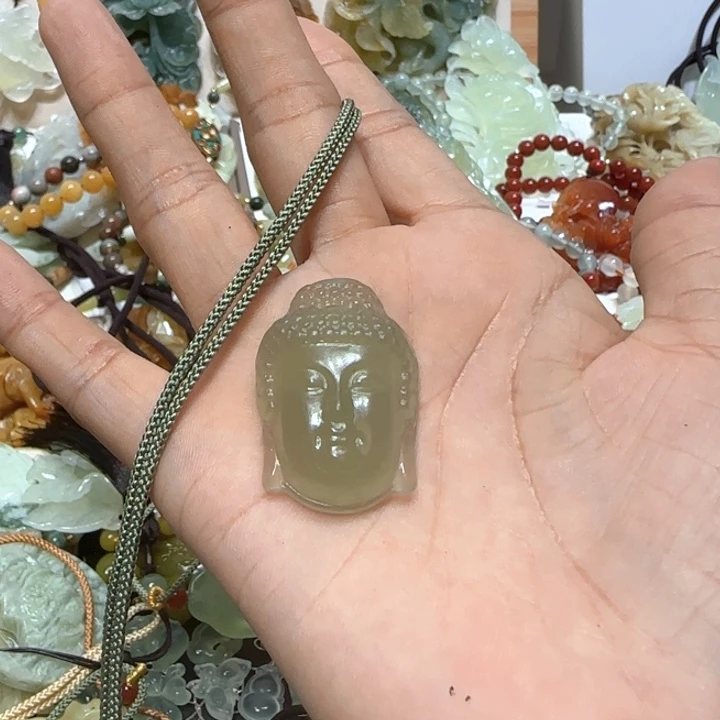 蛇纹石玉未镶嵌吊坠