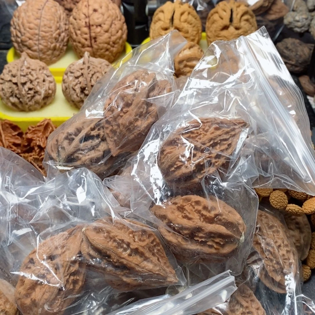 文玩核桃吊坠瑕疵41