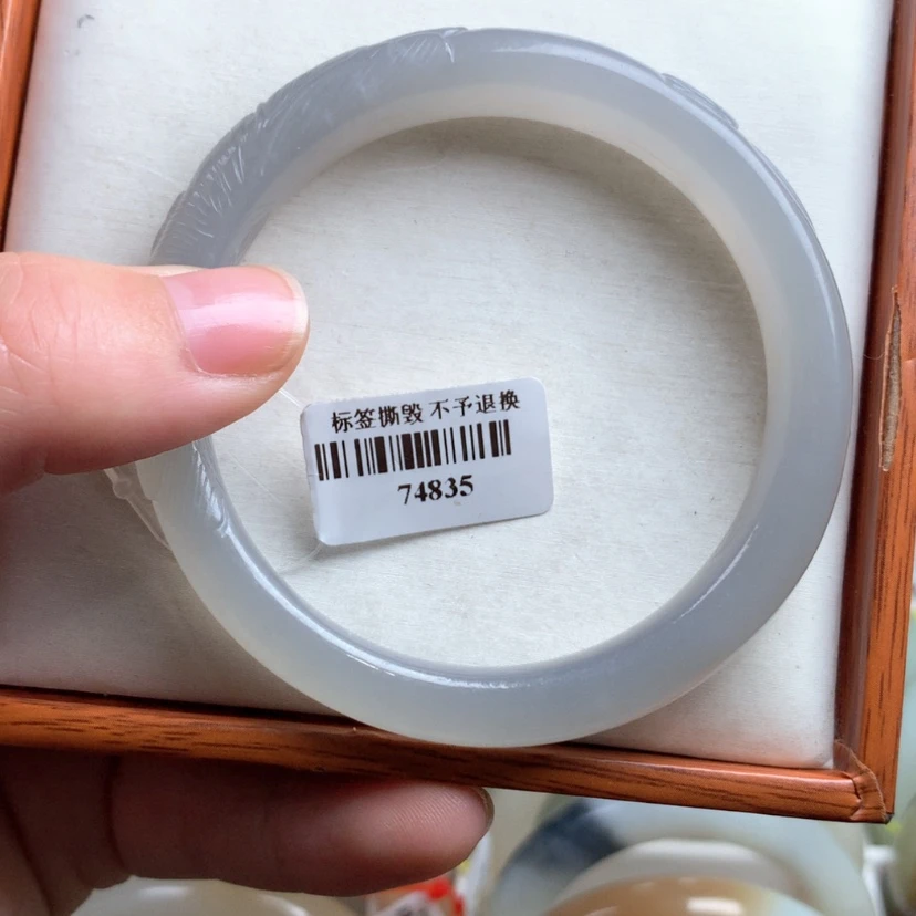 【闪购商品】和田玉手镯未镶嵌