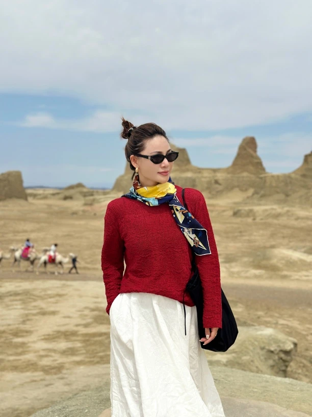 【荣姐精选】极简风格肌理针织衫