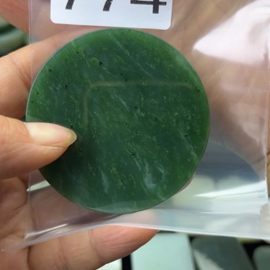 未镶嵌和田玉珠宝半成品