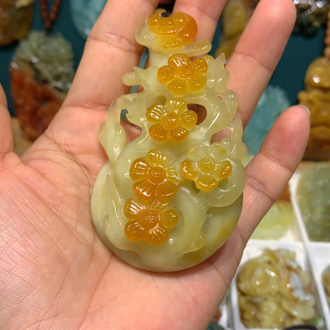 C***茶蛇纹石玉未镶嵌颈饰