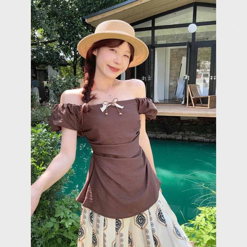 立体蝴蝶结一字肩泡泡袖衬衫女夏季设计感小众气质收腰娃娃衫上衣