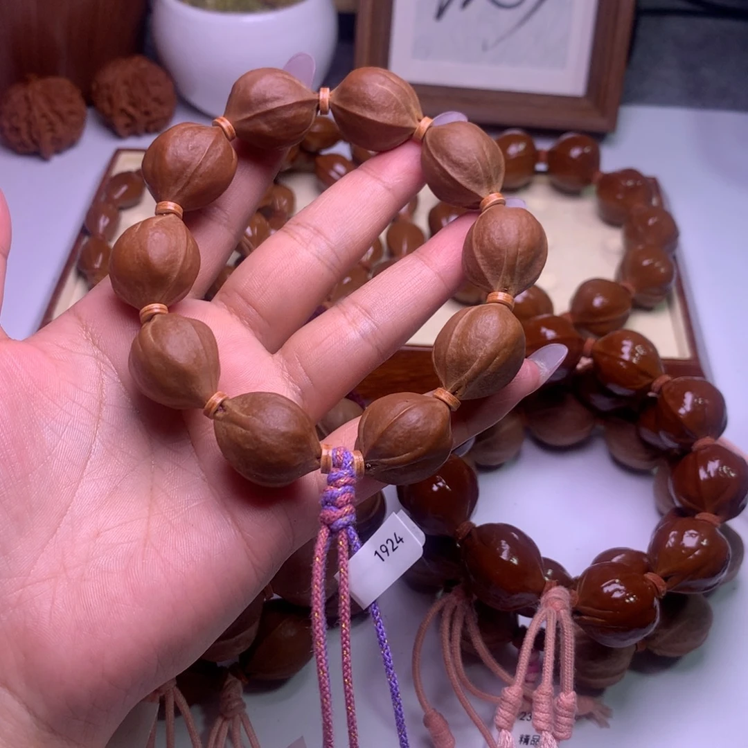 H***.手串/手链橄榄核梅林铁核1924