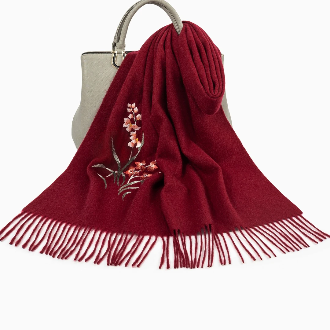品牌100%羊毛围巾180*30cm雅兰纯色刺绣披肩秋冬季百搭保暖围巾