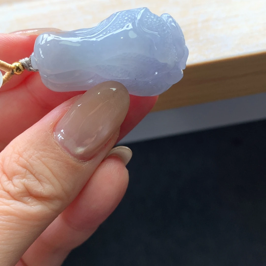 翡翠未镶嵌颈饰吊坠