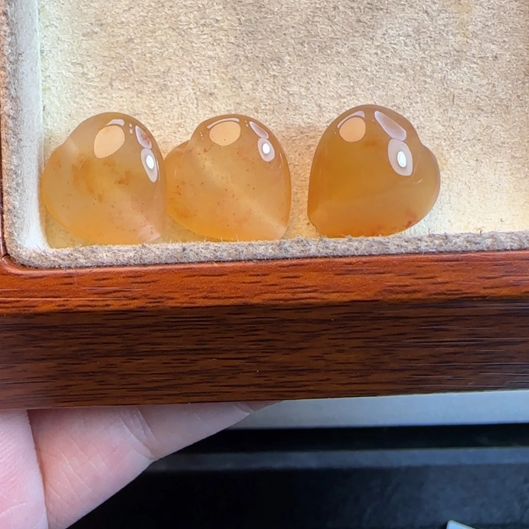 硅化珊瑚（珊瑚玉）未镶嵌吊坠(不含链)