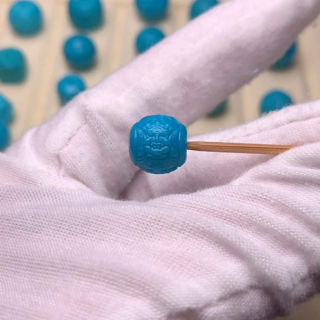 绿松石未镶嵌绿松石黄财神10.6