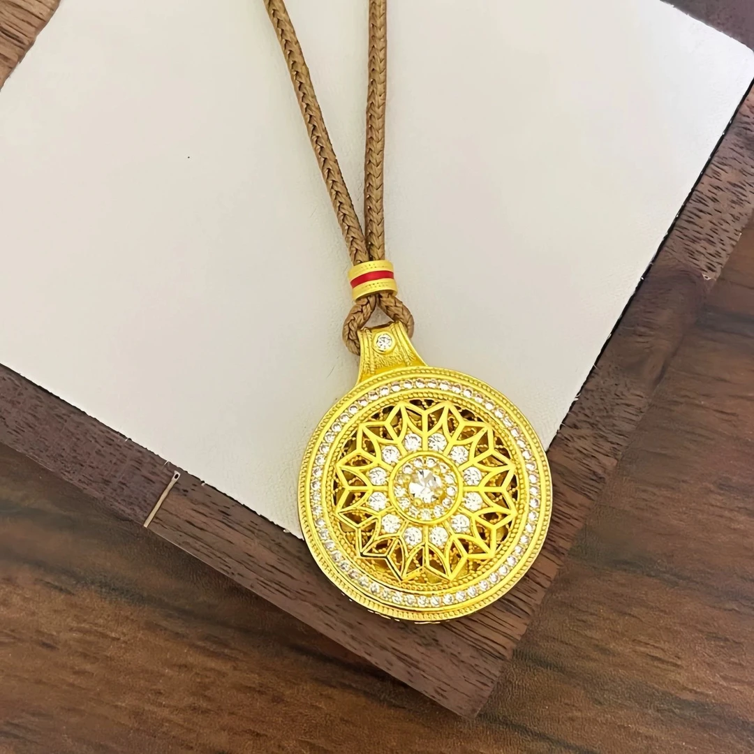 铜合金合成锆石吊坠 （爆款八宝罗盘吊坠项链）本命年转运珠毛衣链