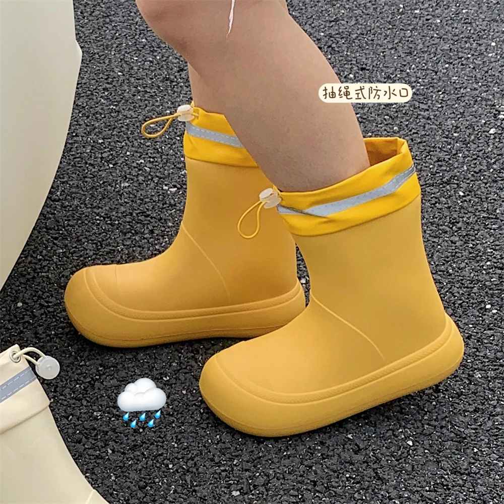 时尚百搭户外抽绳束口防水雨鞋女休闲防滑亲子外穿水筒靴四季通用