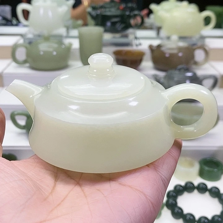 未镶嵌和田玉挂件墨*黎茶壶（微瑕）