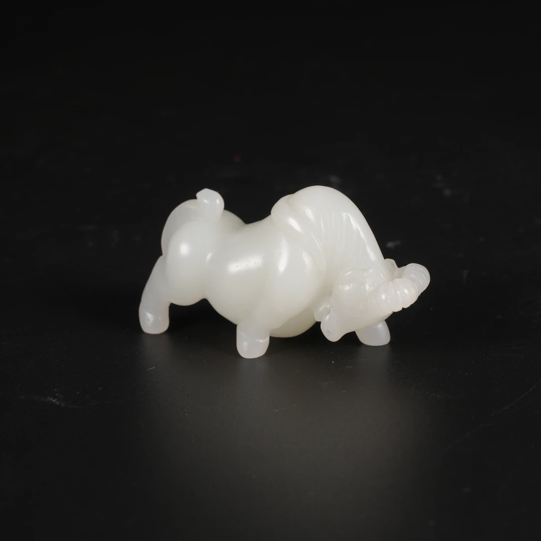 lot14白玉扭转乾坤/保利拍卖