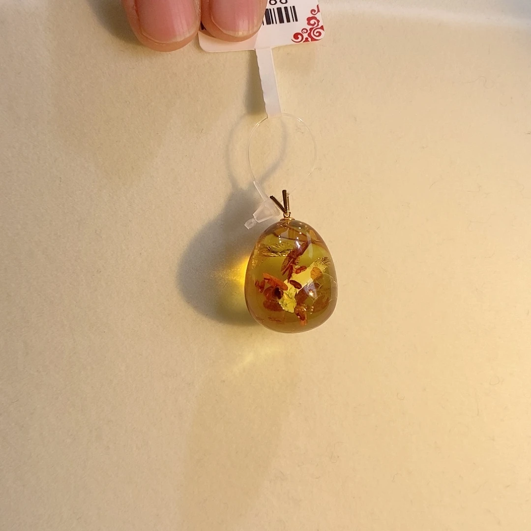 琥珀（花珀）颈饰18K金镶嵌水滴