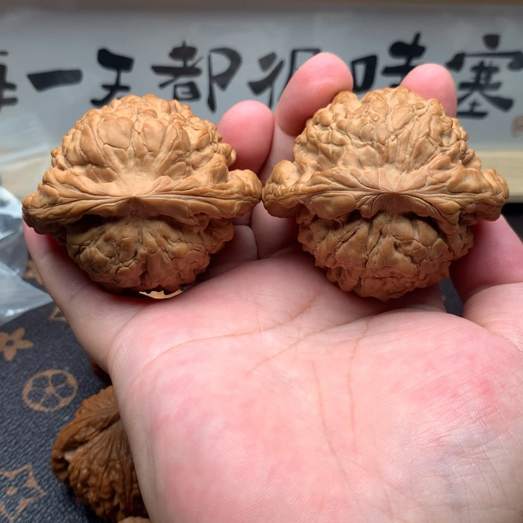文玩核桃把件龙鼎