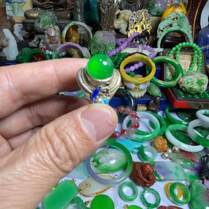 邵***静吊坠滴血莲花菩提