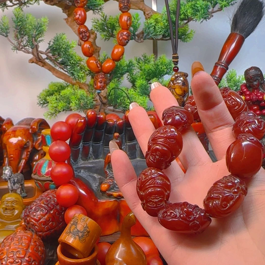 琥珀裸石未镶嵌手串