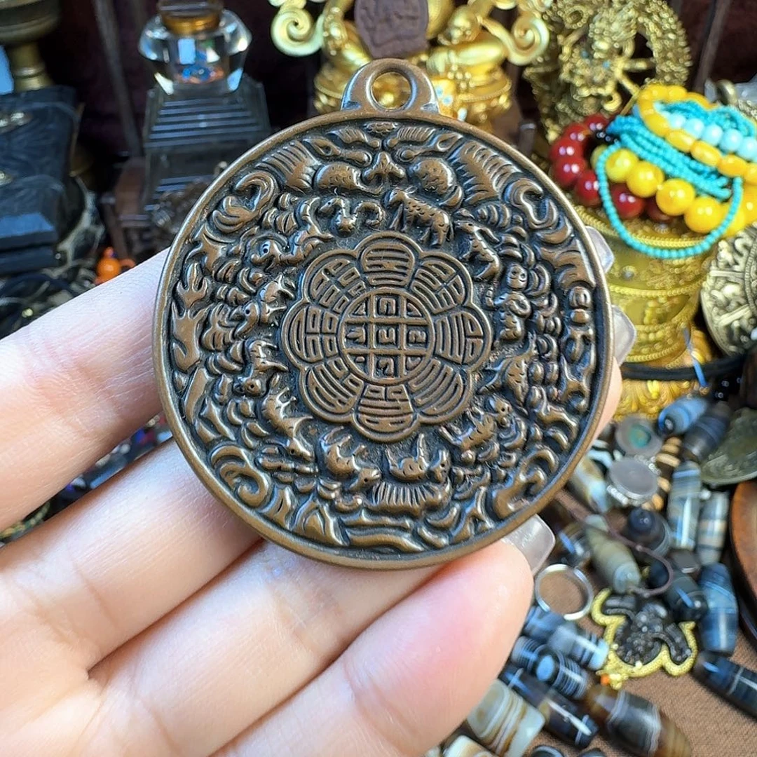 泥塑扎西德勒独特设计