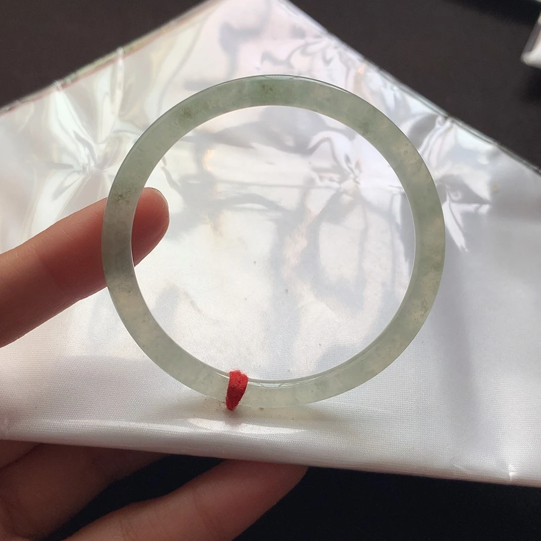 翡翠未镶嵌手镯50
