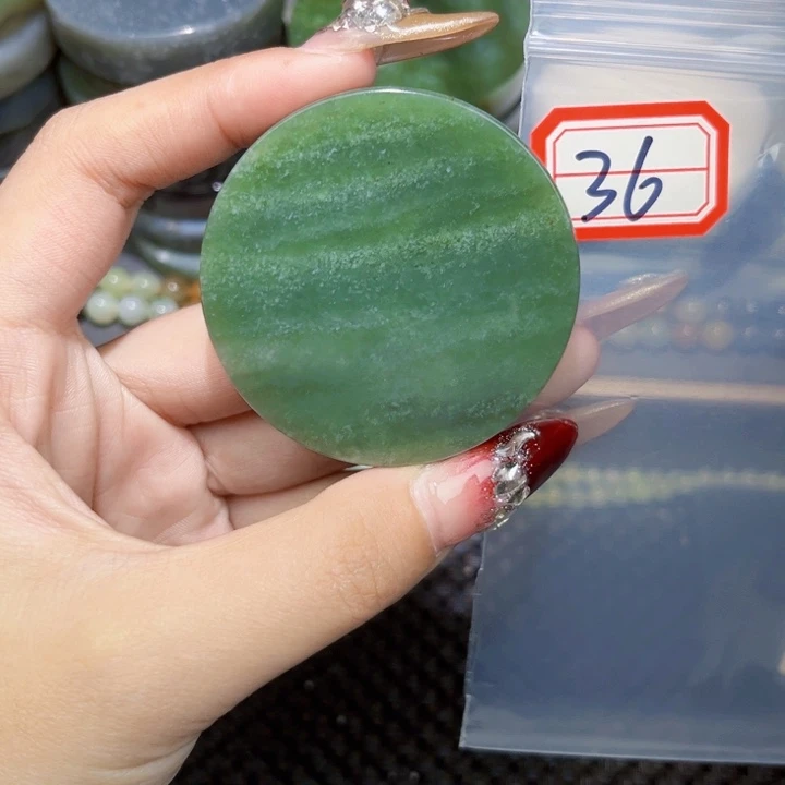 和田玉和田玉边角料随机发未镶嵌