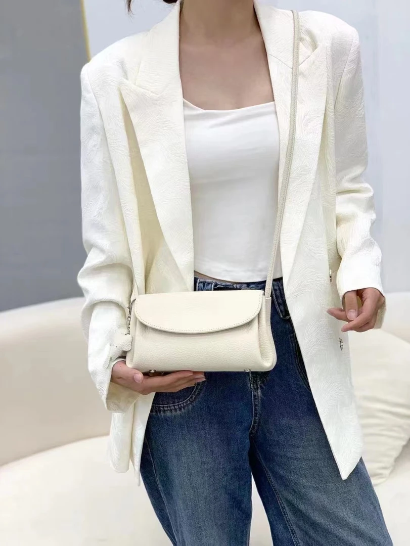 2025新款真皮女包斜挎小包单肩包百搭高级感