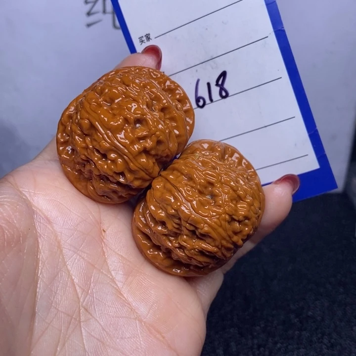 文玩核桃把件618/43白狮子