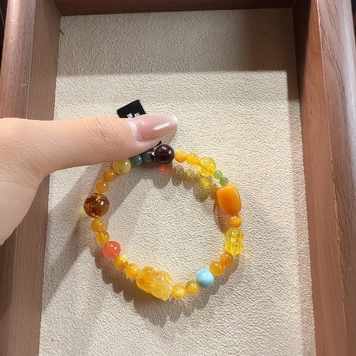 蜜蜡未镶嵌手串多样性发其一