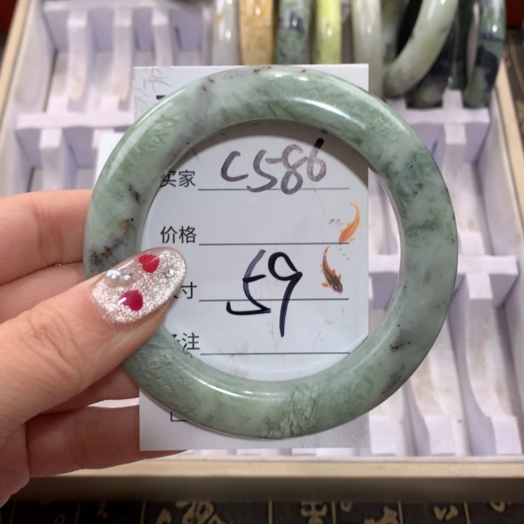 【闪购商品】未镶嵌蛇纹石玉手镯