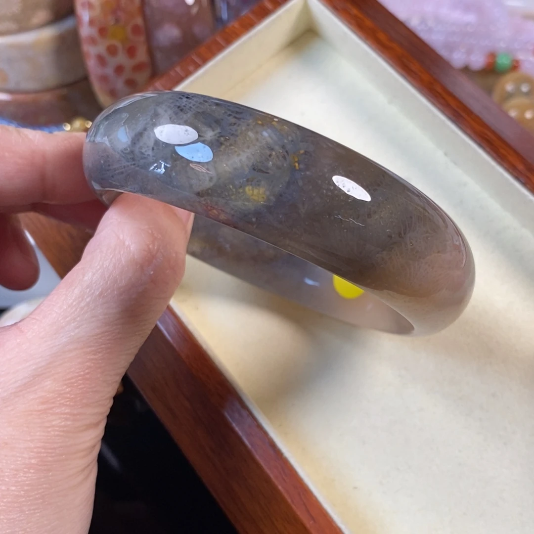 硅化珊瑚（珊瑚玉）未镶嵌手镯60.9口福利300