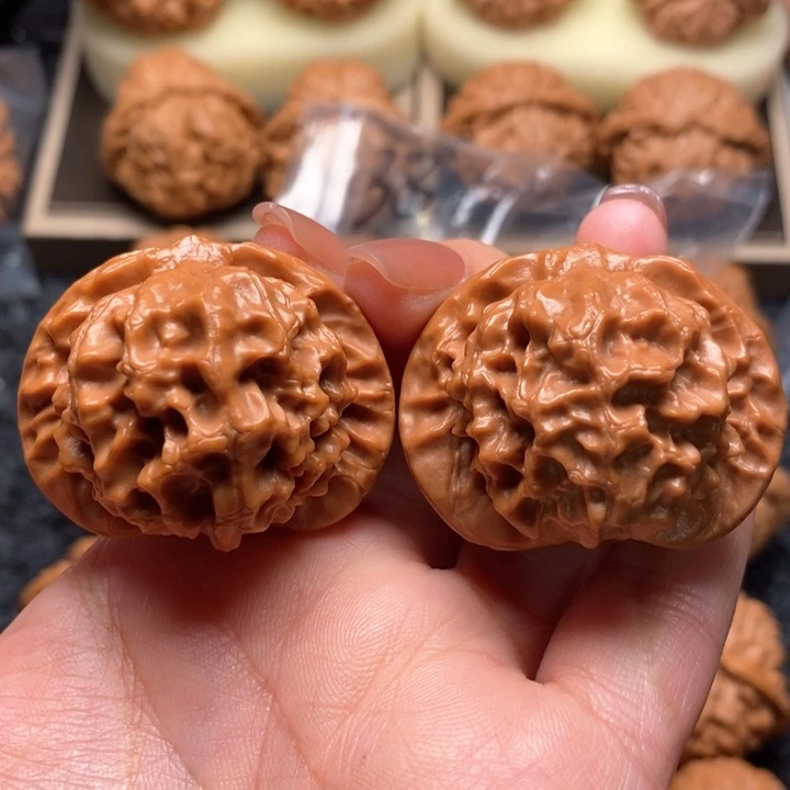 文玩核桃把件꧁****꧂毕业大龙鳞40