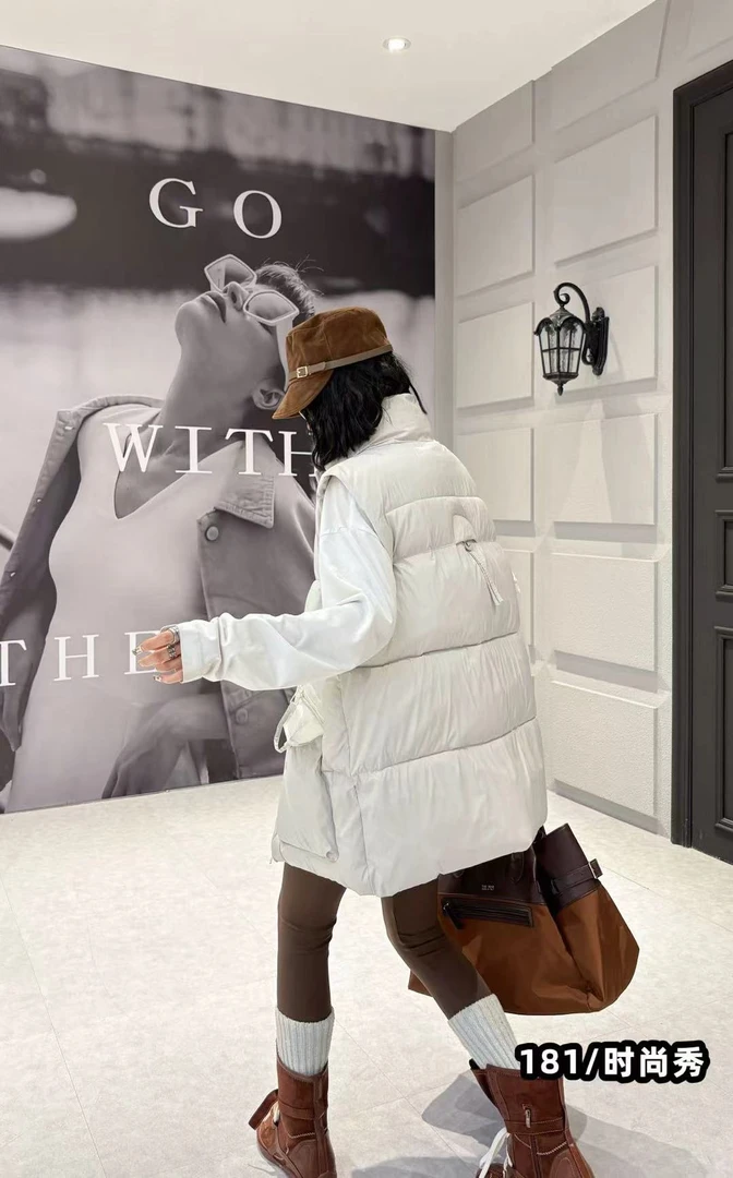 胖嘻哈秋季新款宽松休闲时尚百搭纯色条纹大码马甲181