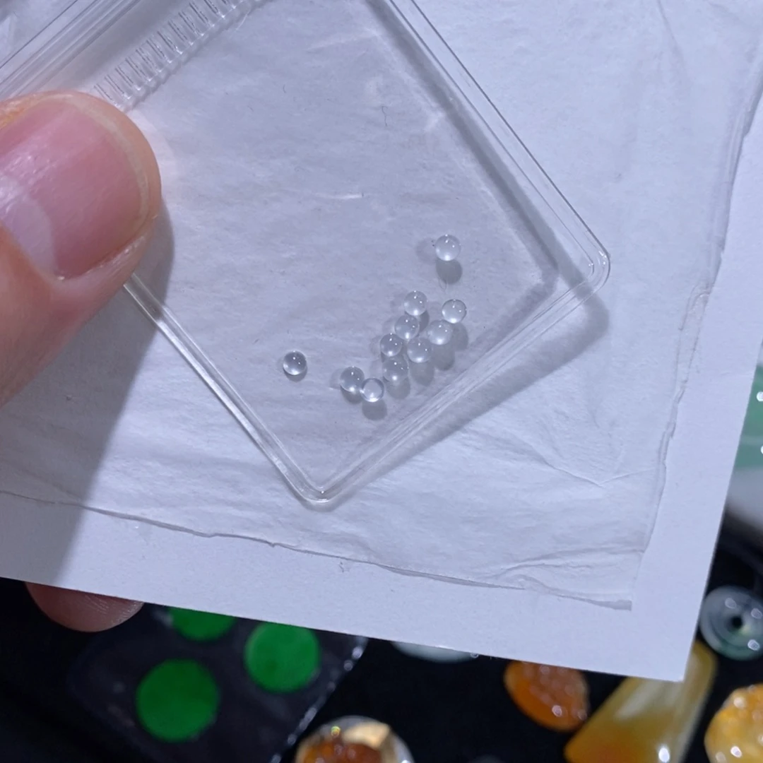 翡翠裸石白冰小蛋面10个