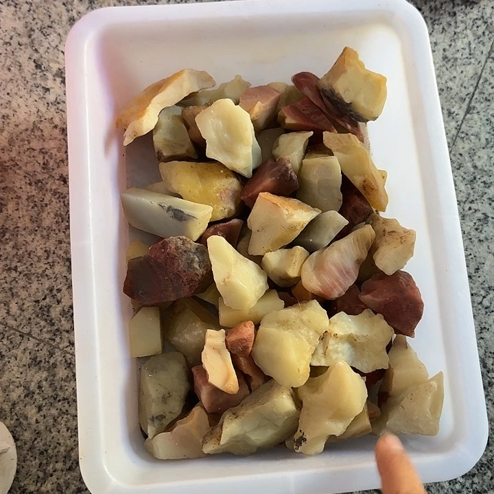 小***葩寿山石寿山石的颜色