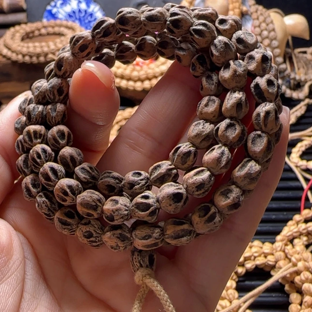 【闪购商品】吊坠柏香籽/百香籽可***凌