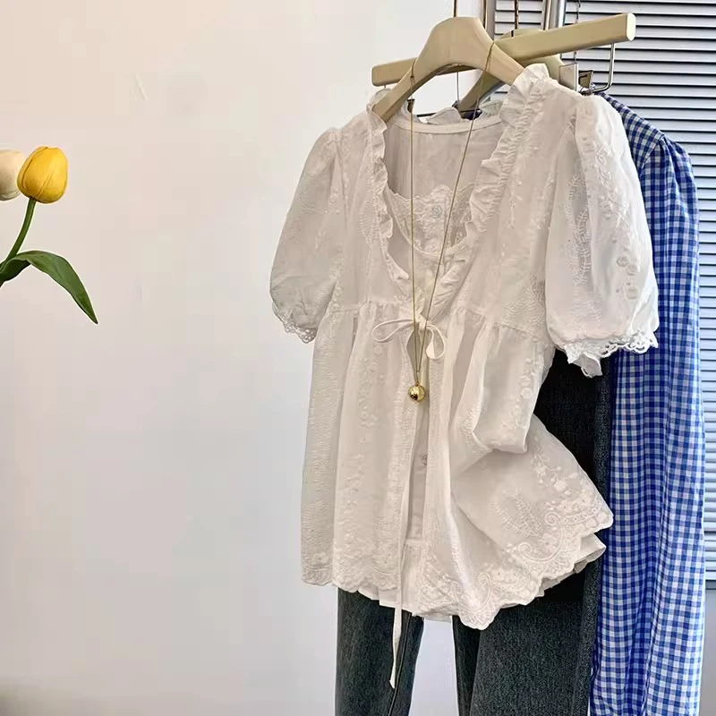 设计感白色蕾丝短袖衬衫女夏季新款宽松休闲百搭衬衣甜美减龄上衣