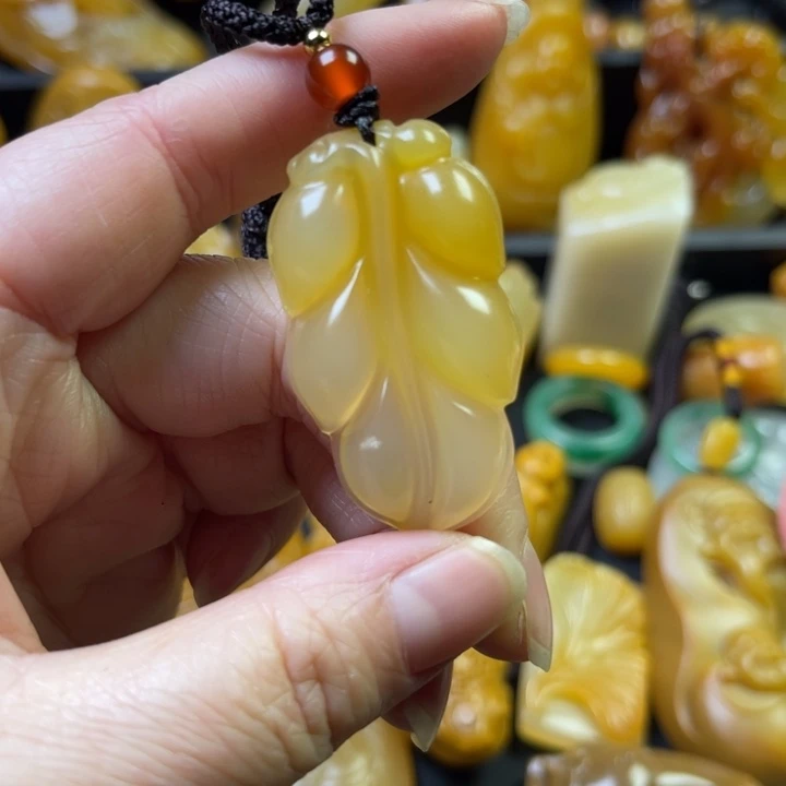 石英质玉吊坠(不含链)未镶嵌A****我