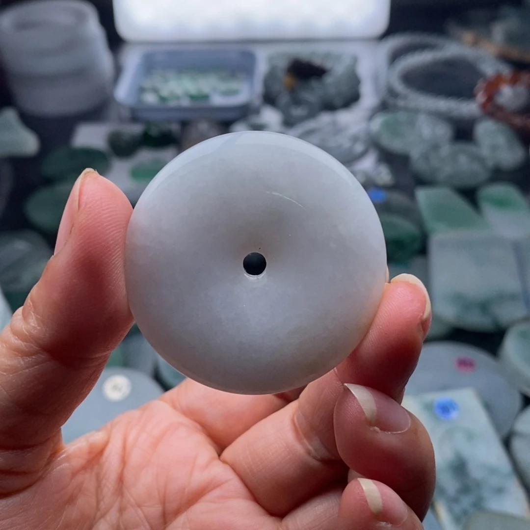 定制翡翠未镶嵌平安扣