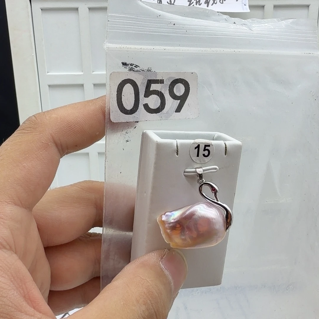 淡水珍珠合金颈饰