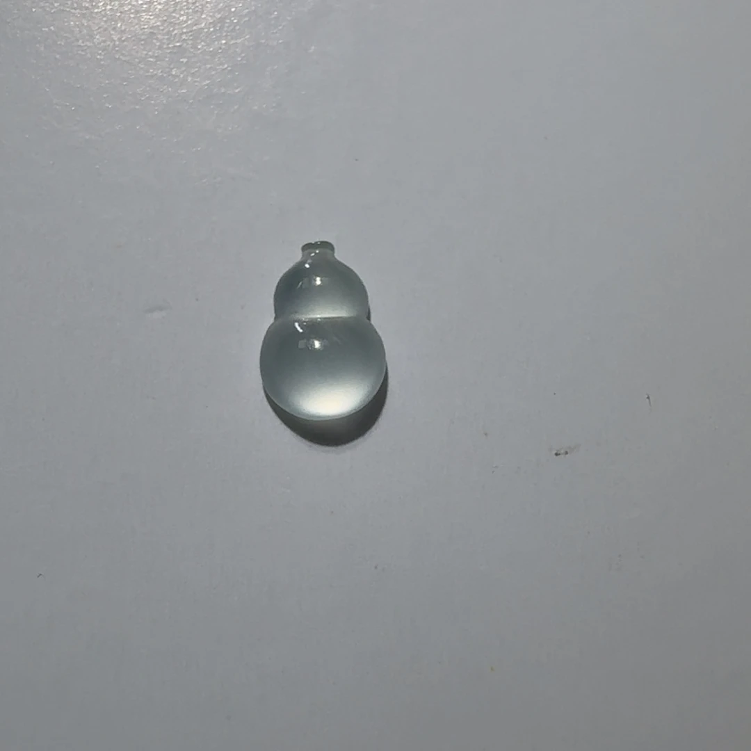 翡翠未镶嵌颈饰葫芦