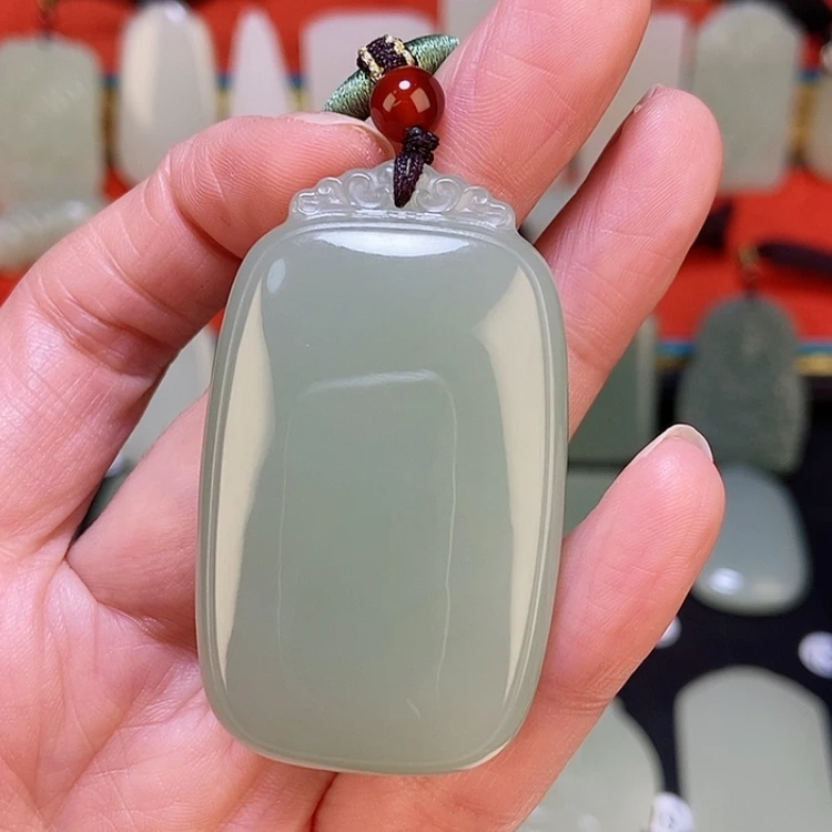 【闪购商品】颈饰未镶嵌和田玉