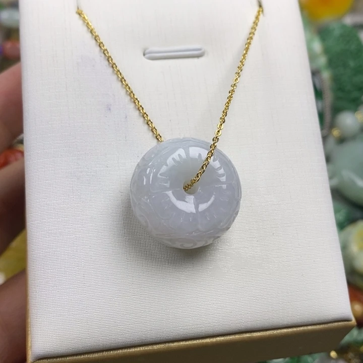 翡翠未镶嵌吊坠(赠链)