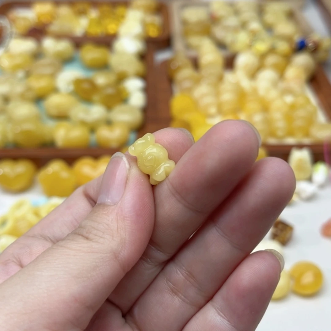 【闪购商品】未镶嵌蜜蜡裸石配饰